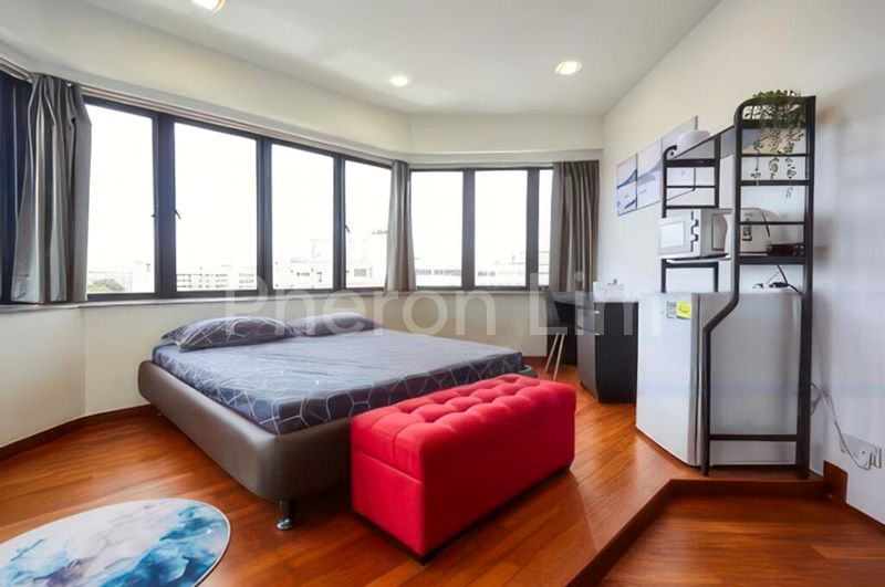 6 Bed Condo for Sale in  Eastpoint Green - Image 2